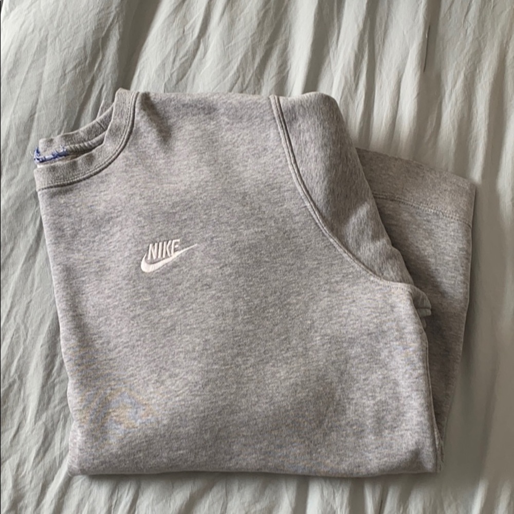 grey nike crewneck